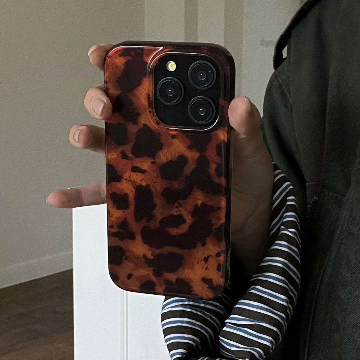 Retro Amber Texture Laser Phon - Phone Cases Leopard Print 评论和价格
