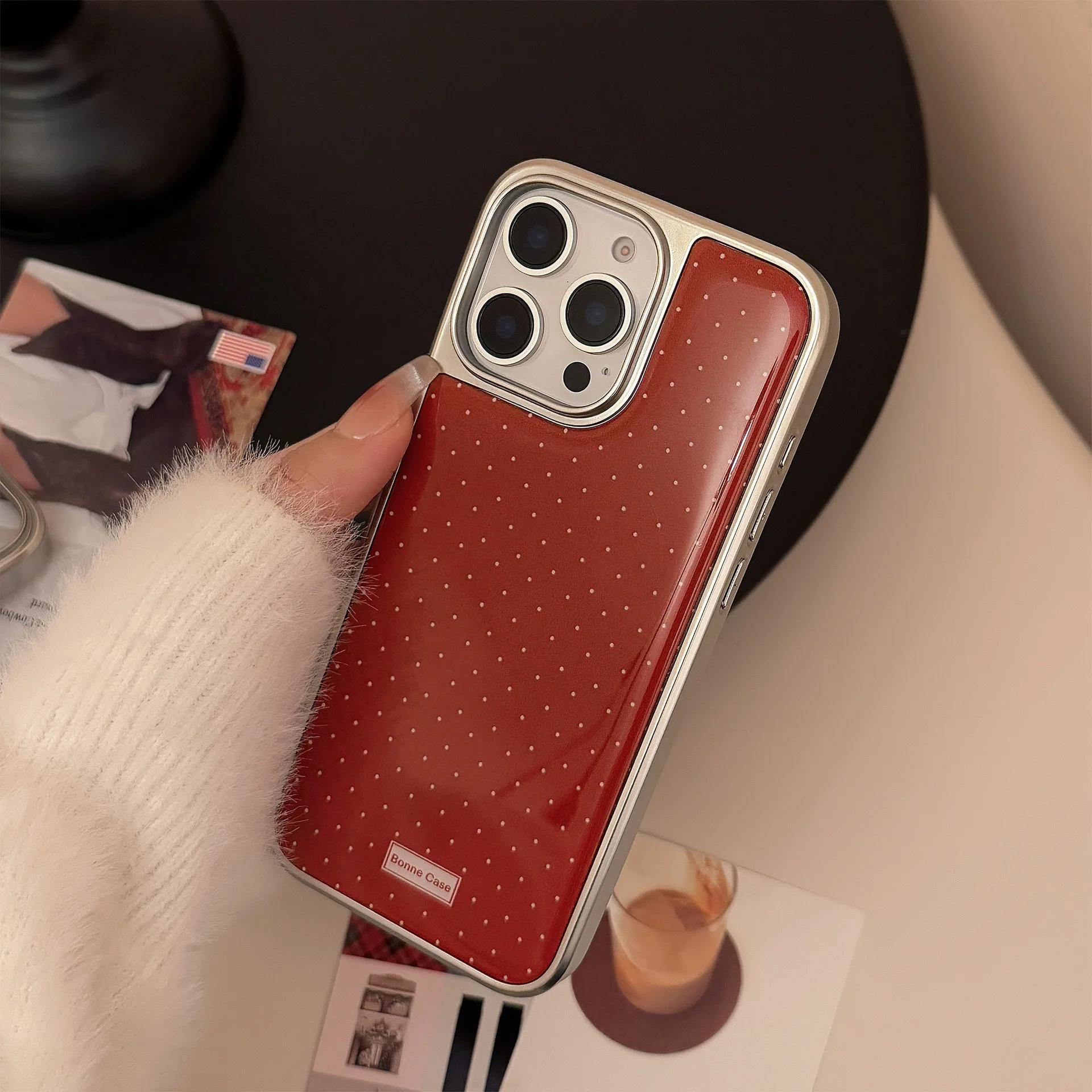 Vintage Full Screen Polka Dot  - Phone Cases That Charge Your Phone 评论和价格